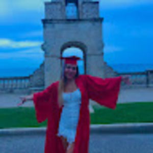 Meet your Posher, Katelyn